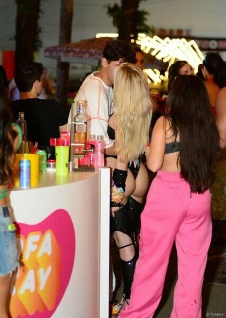 curvy nude onlyfans hot naked picture