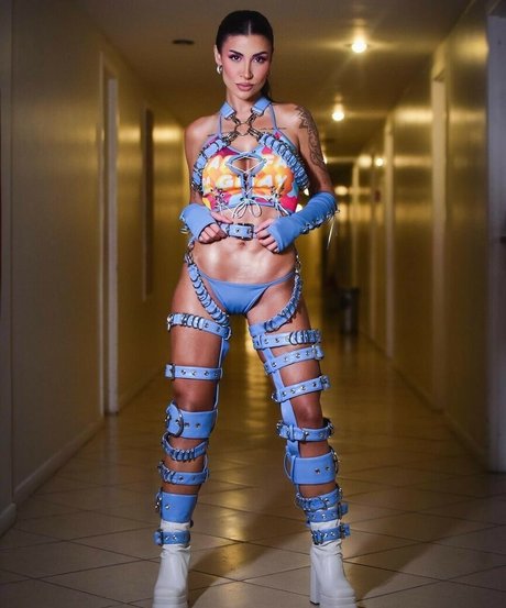 Farofa Da GKay model porn pictures