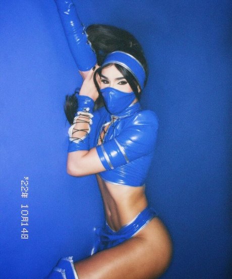 Rafa Uccman pretty model picture