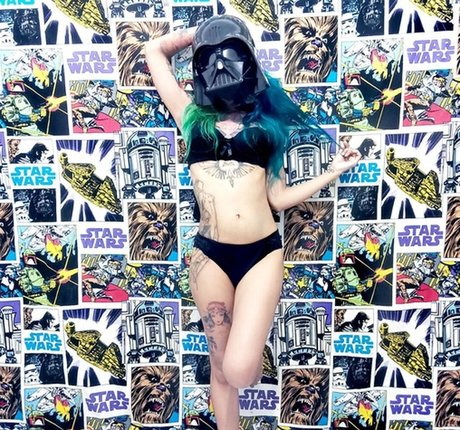 sophya sg model nude images