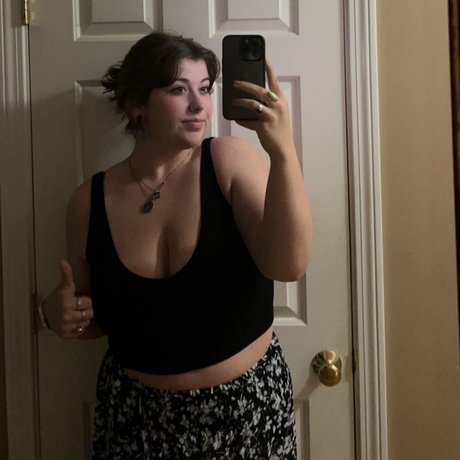 Thekinkcouch model exclusive galleries