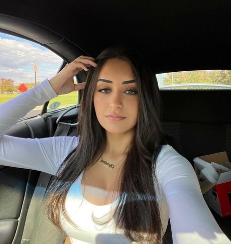 Christina Roki free star images