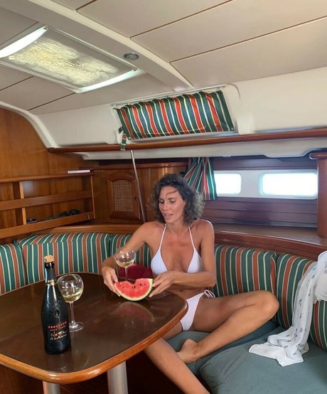 Andja Lorein pornstar perfect pictures