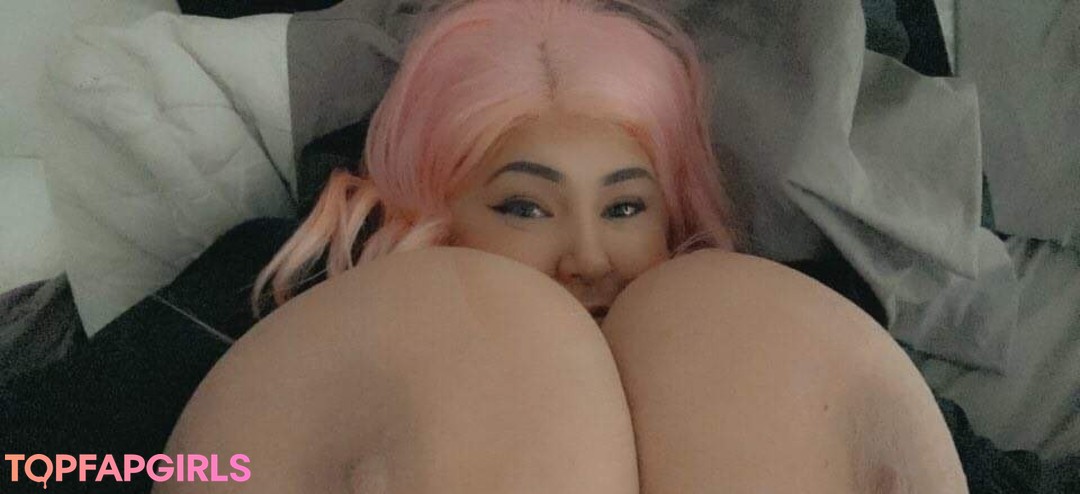 Keakus model exclusive photos