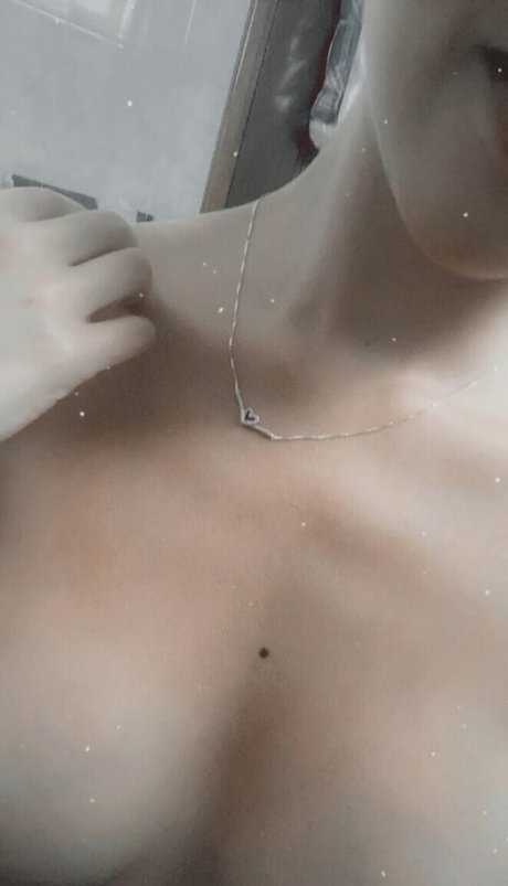 Unicorndrank erotic actress archive