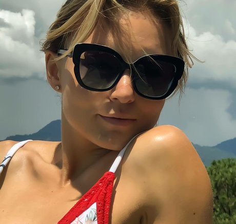 Angelique Boyer adult star img