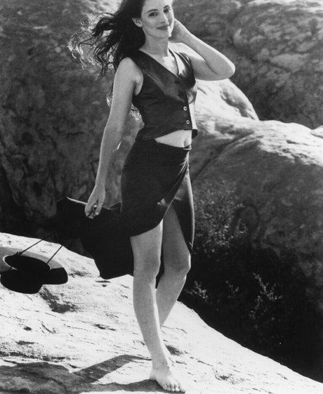 Madeleine Stowe hd star img