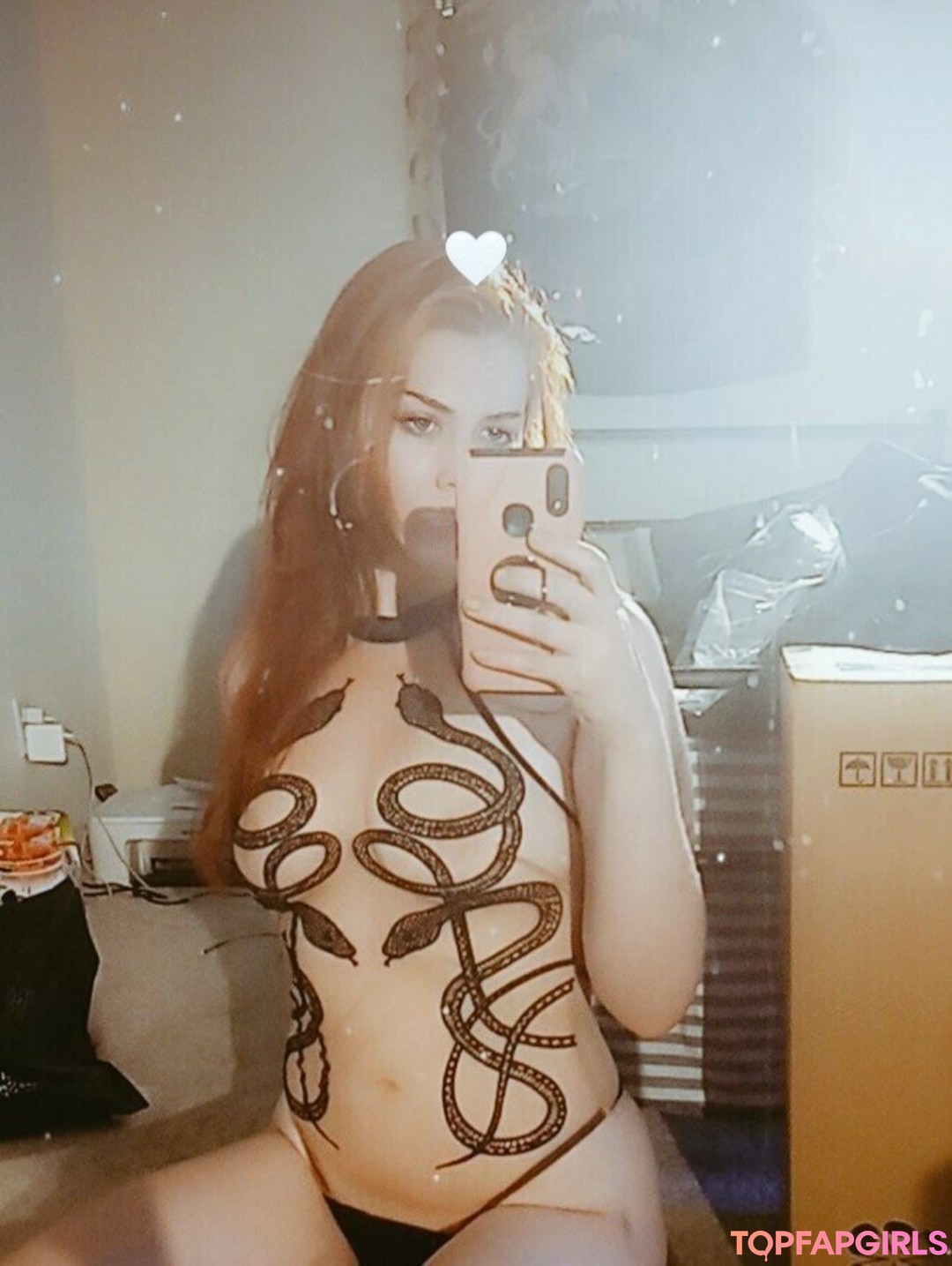 SmokeAndSomno star adult picture