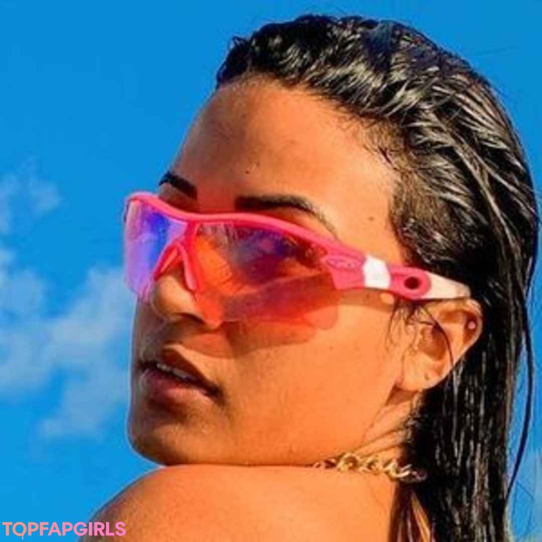 Dayanne Gomes pornstar erotic img