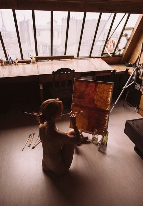 Otter mood model free pic