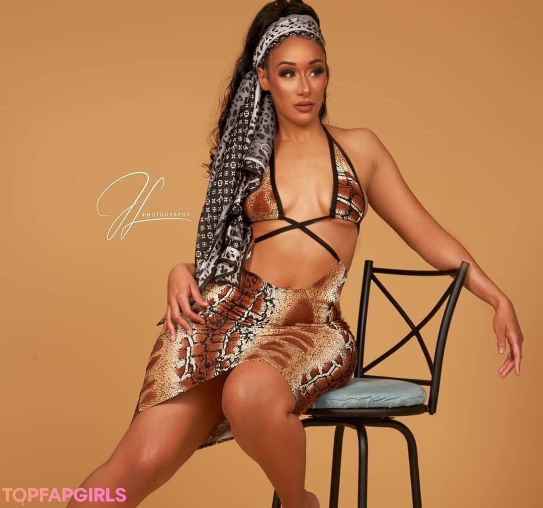 Cleo Cakes star nude image