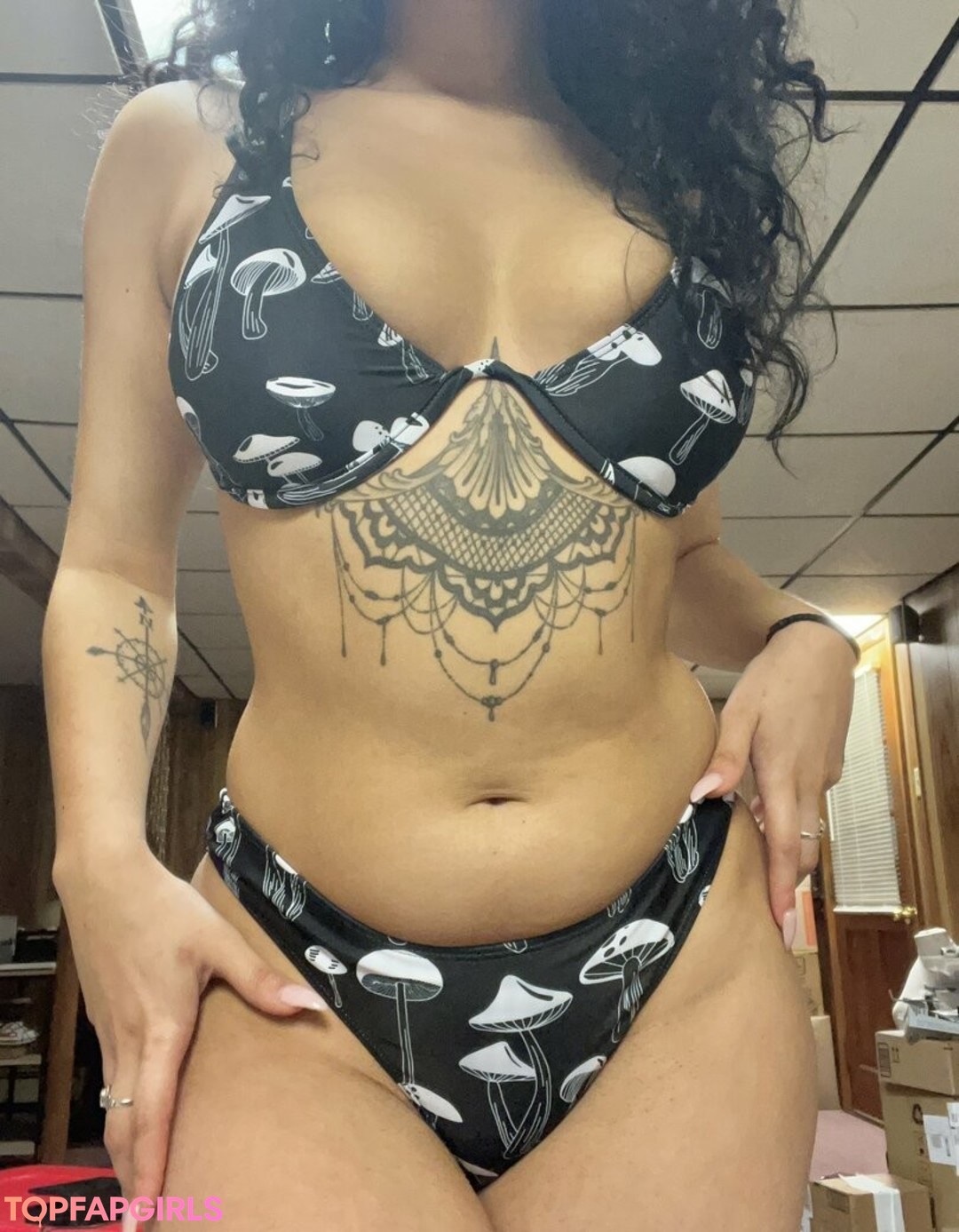 Lexi SmolBirdnsfw model sexy images