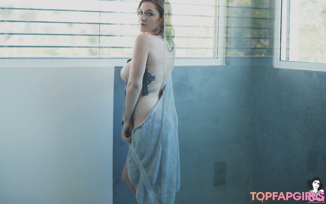 alysondacher sex model photo
