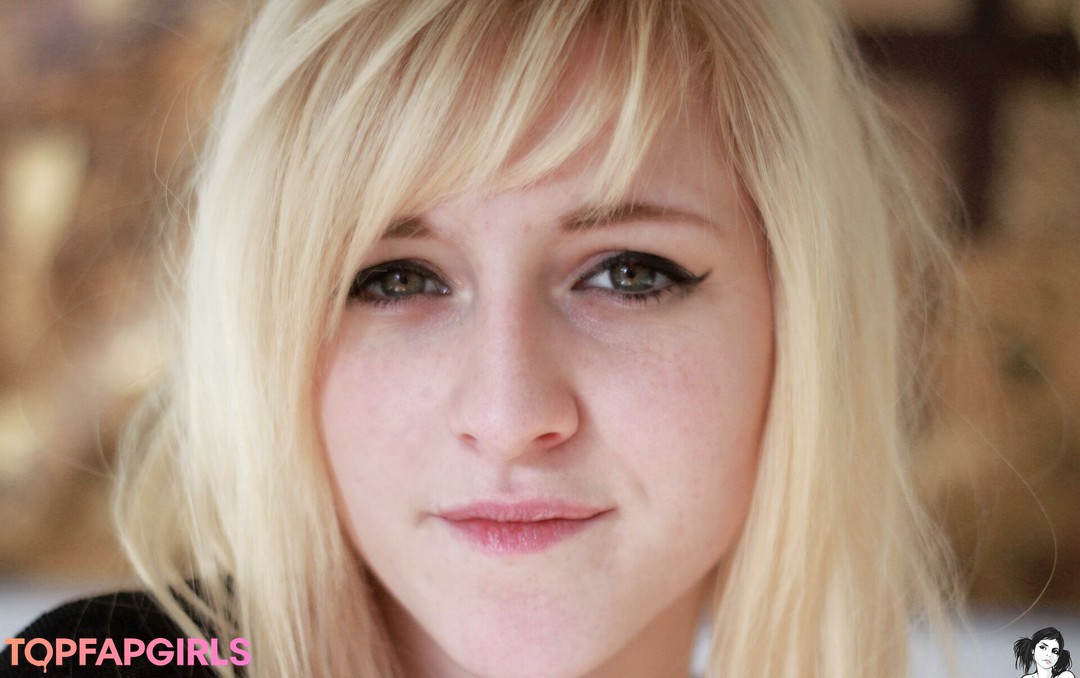 alysondacher pornstar sexy gallery