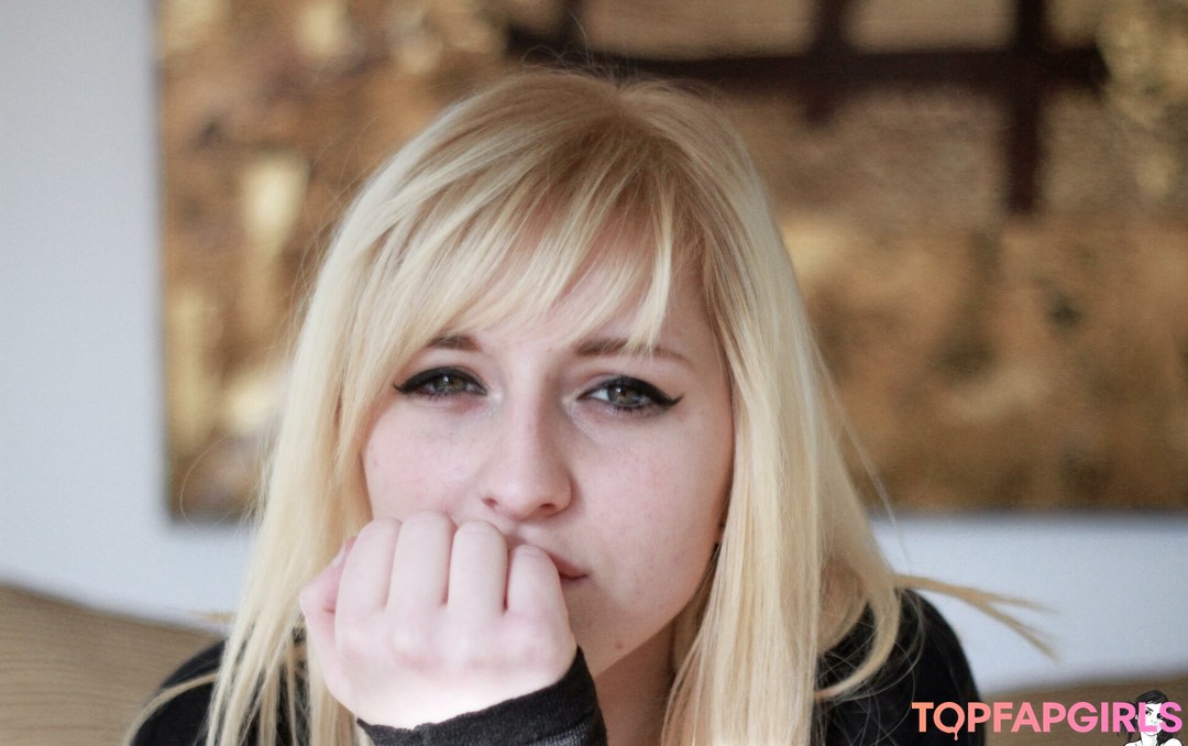 alysondacher adult star picture