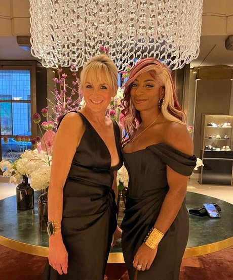 Kadeena Cox pornstar perfect img