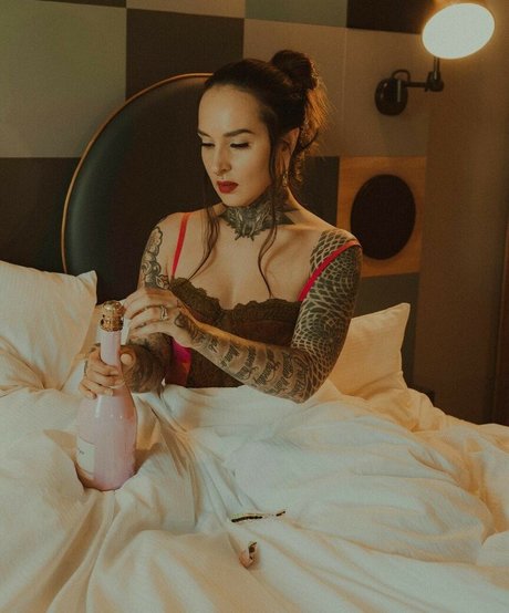 teen topless onlyfans art nude pics