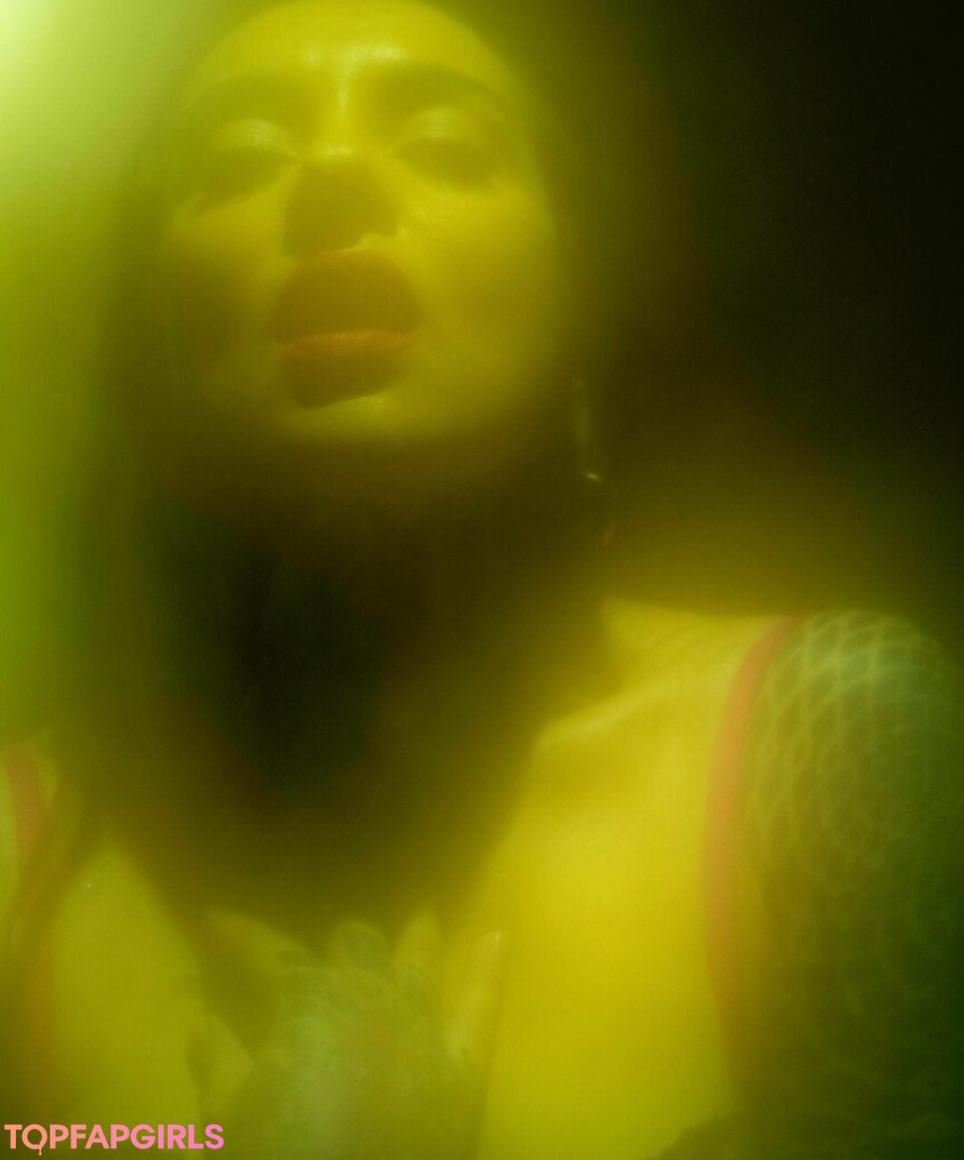 Tatiana Shmayluk model erotic pics