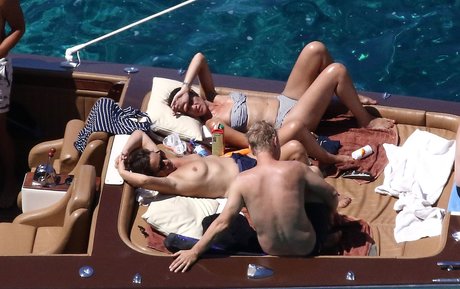 Jade Jagger naked star images