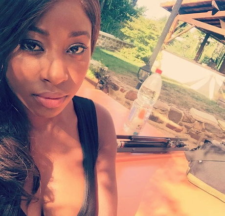 Scarlette Douglas top profile image