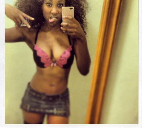 Scarlette Douglas star art picture