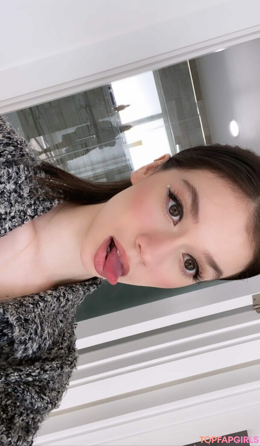 Paige Searcy beautiful actress picture