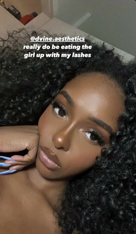 Rave Vanias porn star img