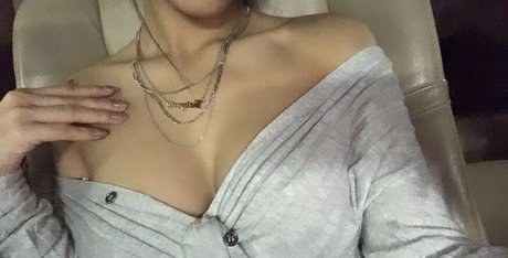 Cris Millen sexy model archive