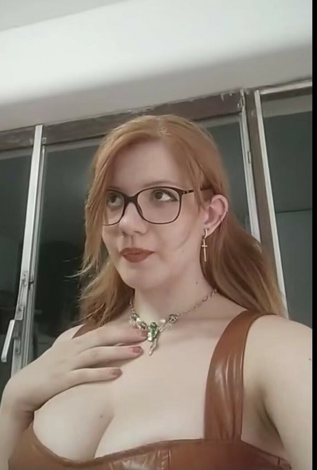 Heavenshii hot star photos