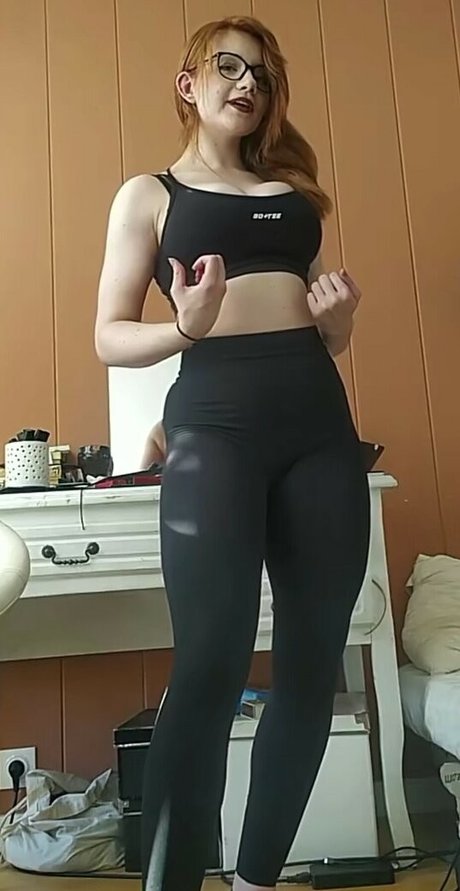 Heavenshii porn actress gallery