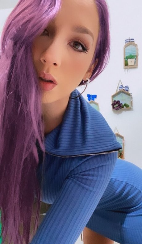 TheBeatleBabe model hd image