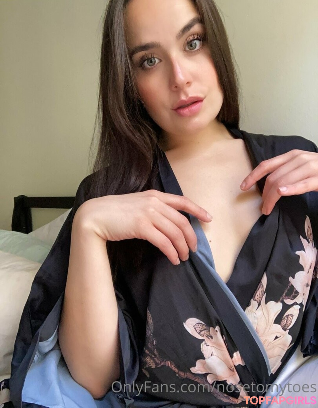 nosetomytoes hot star gallery