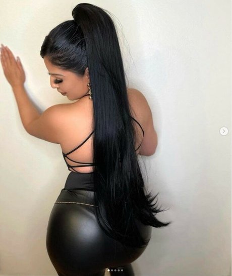 Champagne Chronicles pornstar adult pics