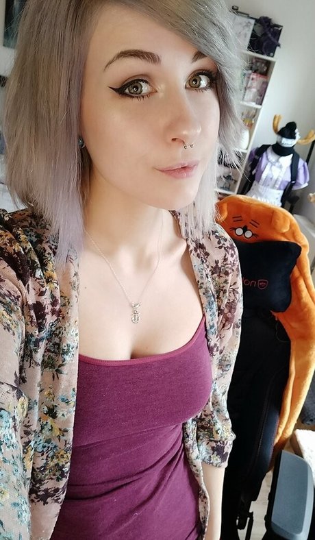 romisu model nice image