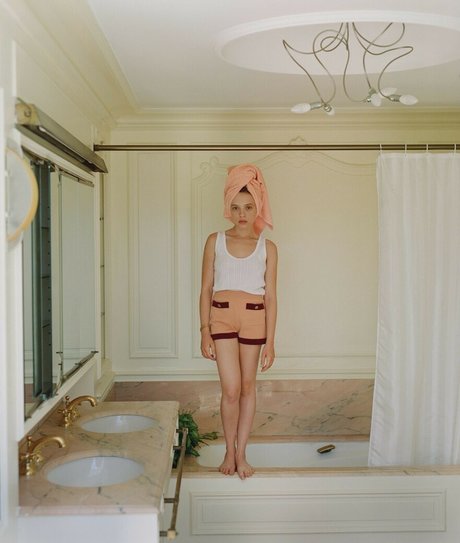 Shira Haas best model photos