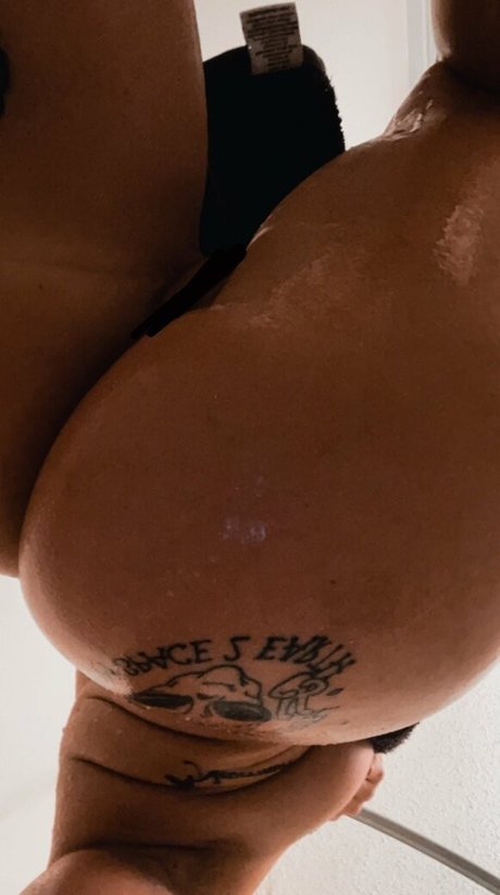 juustjuliaa2 model best img