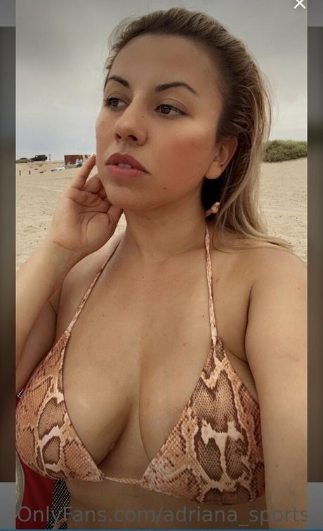 Adriana sports free star pictures