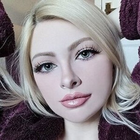 Ashee Kitten perfect star archive