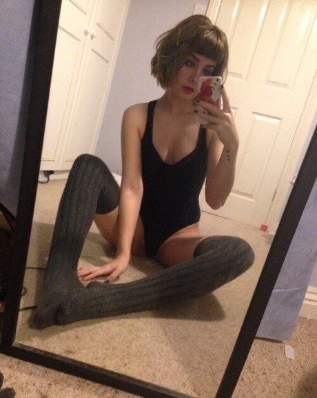 Leahloveschief perfect pornstar image