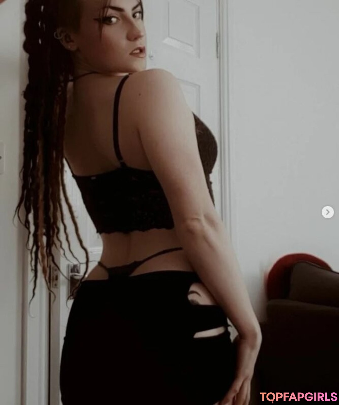 Mini Mia pornstar erotic image