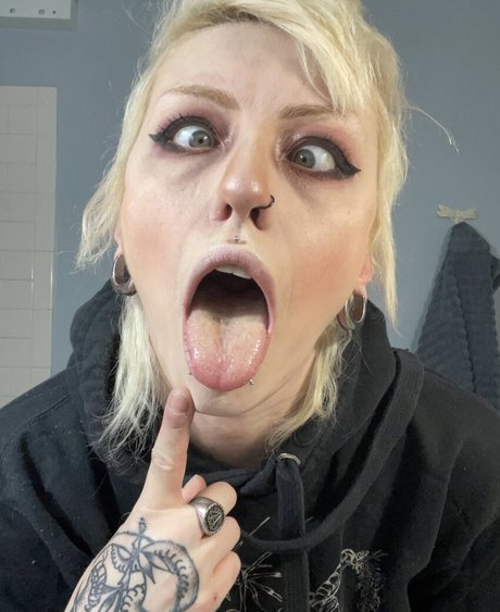 Echo Voxx high quality pornstar image