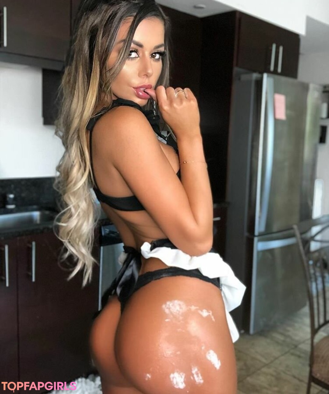 bimbo onlyfans naked photos