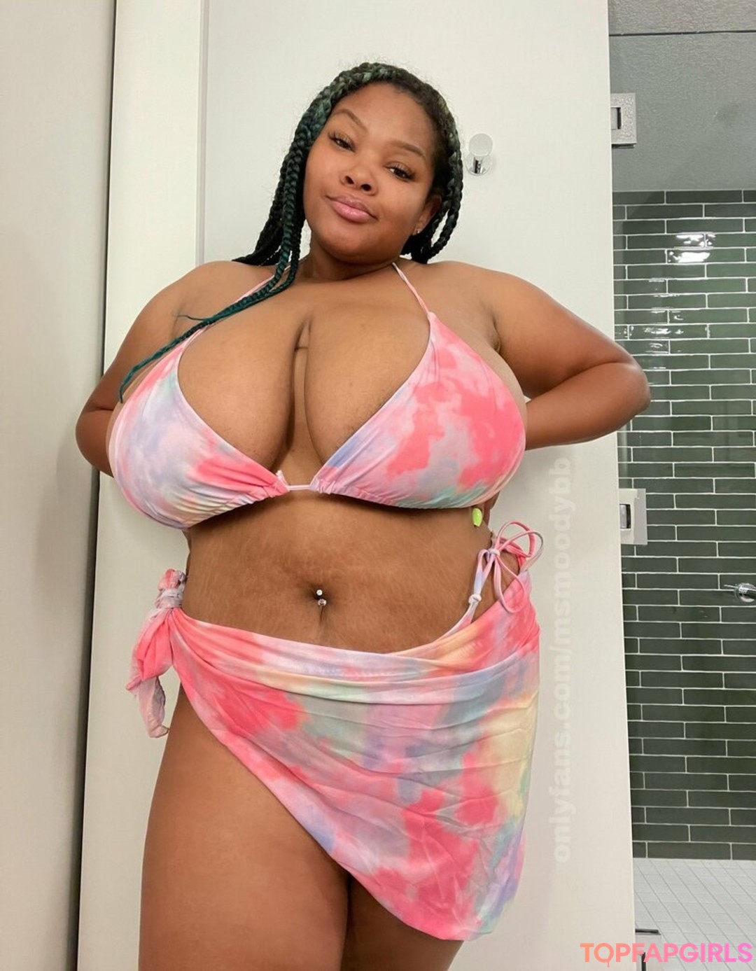 MsMoodyBB hot actress photos