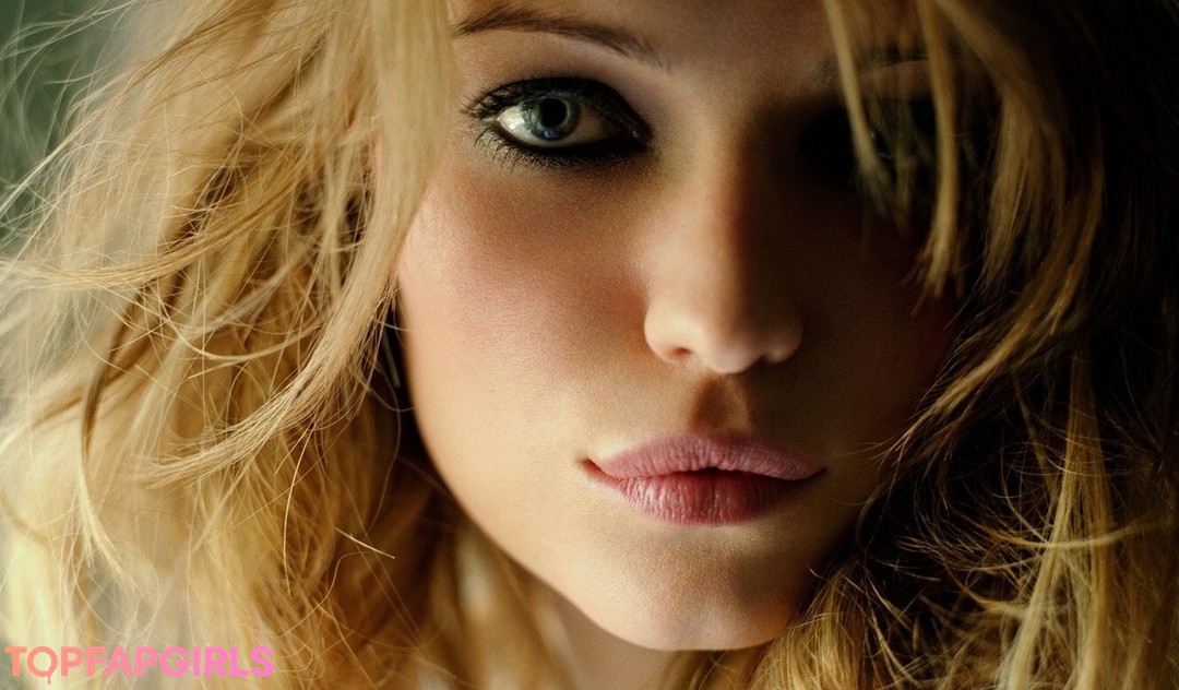 Ivana Milicevic star naked gallery