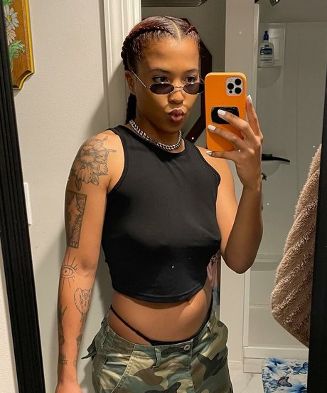 Sage The Flame model beautiful image