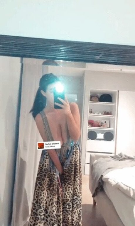 Darcybuchan model nice archive