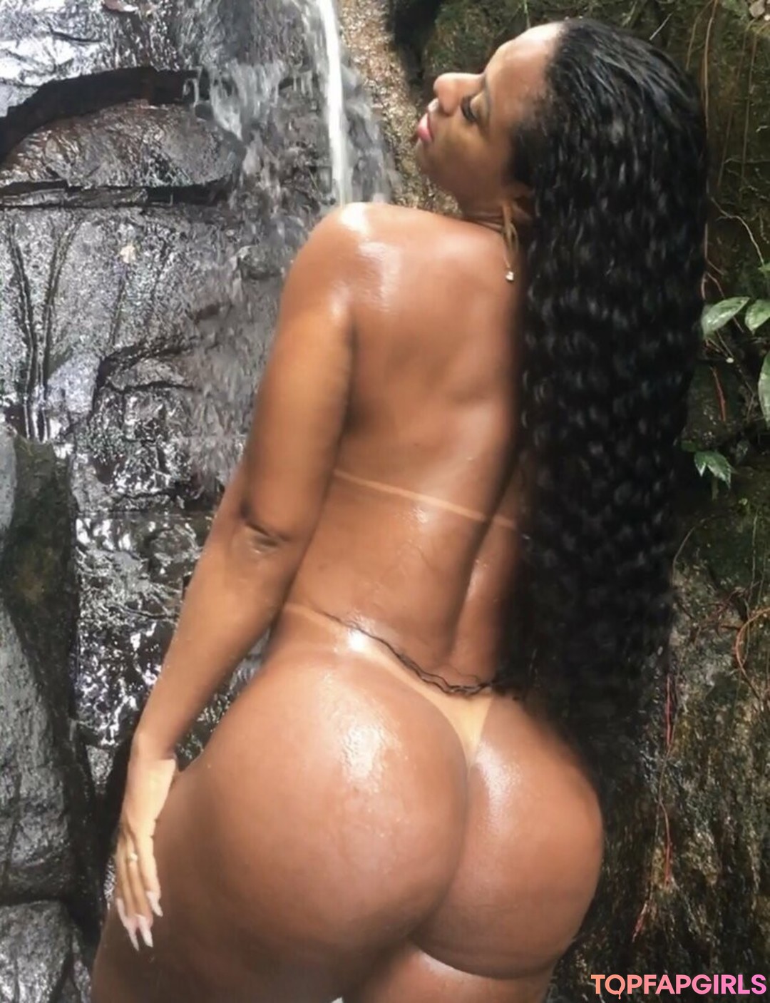 Vanessa Rodrigues model nice img
