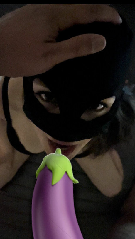 LucieAzarro pretty pornstar picture