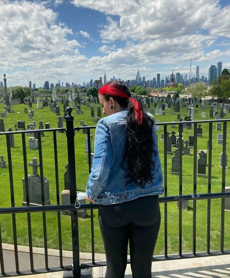 teacher milf onlyfans free sex photo