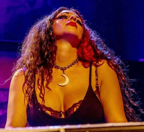 skinny big tits onlyfans free nude picture